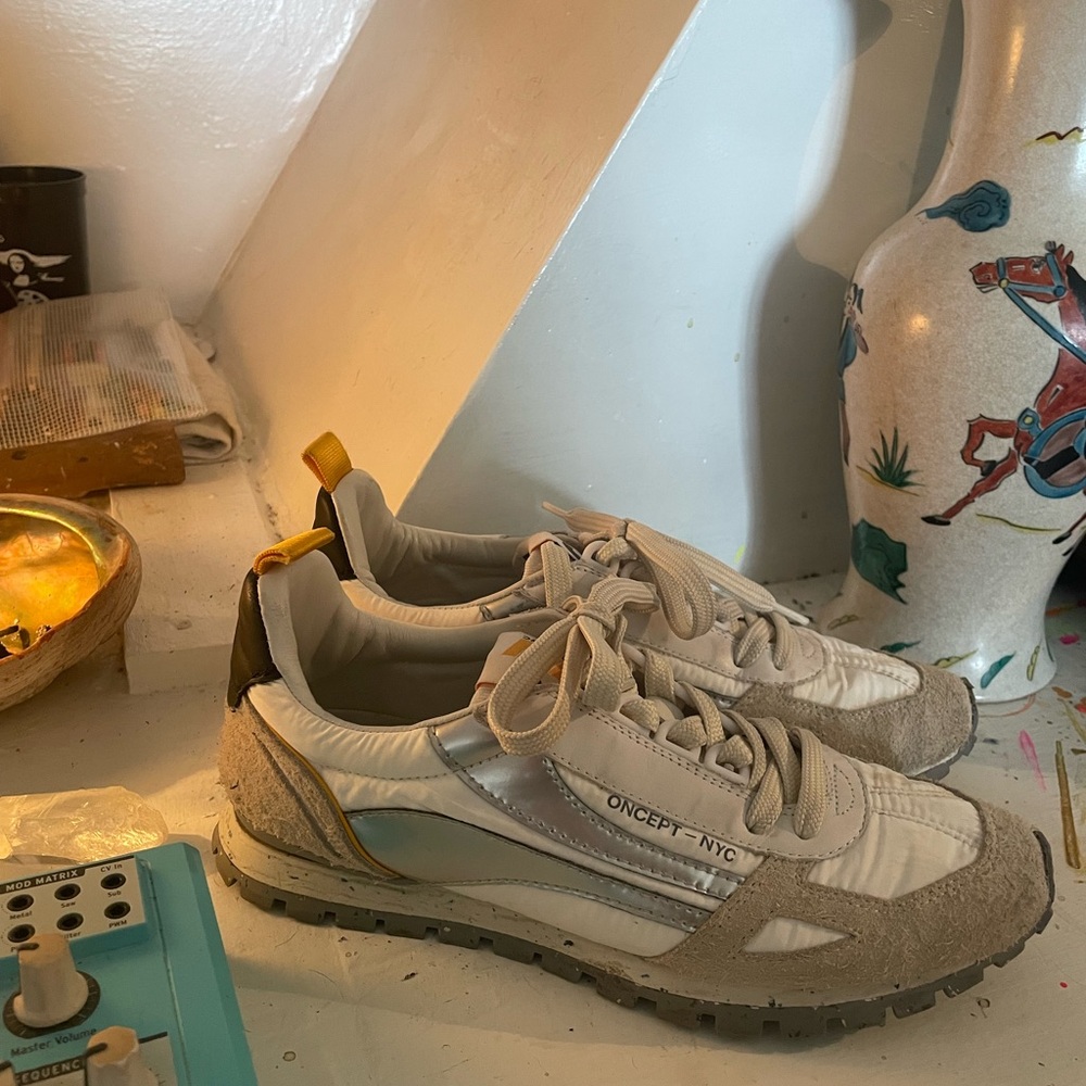 Sleek White and Silver Sneakers with Mesh Upper